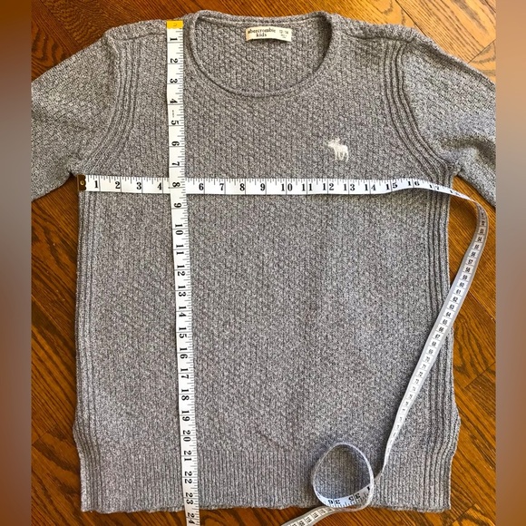 13/14Y💐Abercrombie & Fitch Bundle of 3: Blue Ombre Tee and 2 Grey Sweaters - Picture 8 of 9